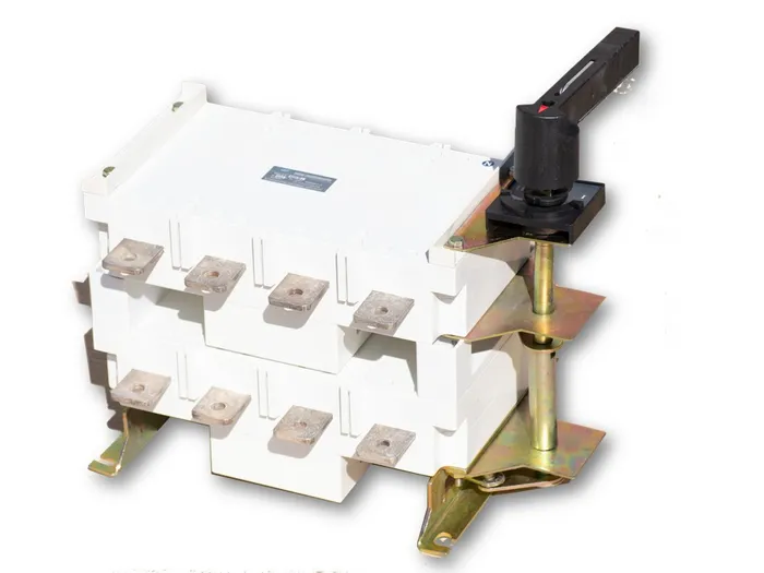 IEP Powerproducts YGLZ1-400 4-Pole 400 Amp Manual Transfer Switch — YGLZ1-400/4P